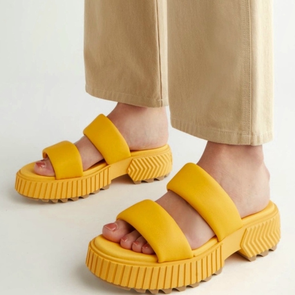 Worn once! Sorel Ona Streetworks Slide Mid Sandals 7.5
